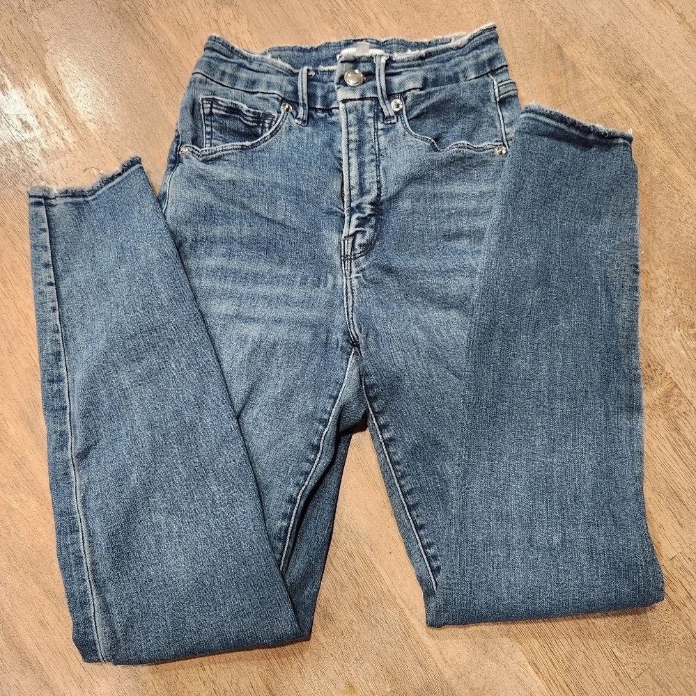 Good American good waist crop size 25/0